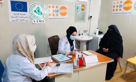 تستمر العاملات الصحيات في تقديم الخدمات التي تحتاجها للنساء والفتيات في جميع أنحاء العراق